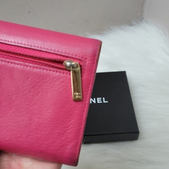 100% Authentic CHANEL CC logo leather wallet - Picture 5 of 13